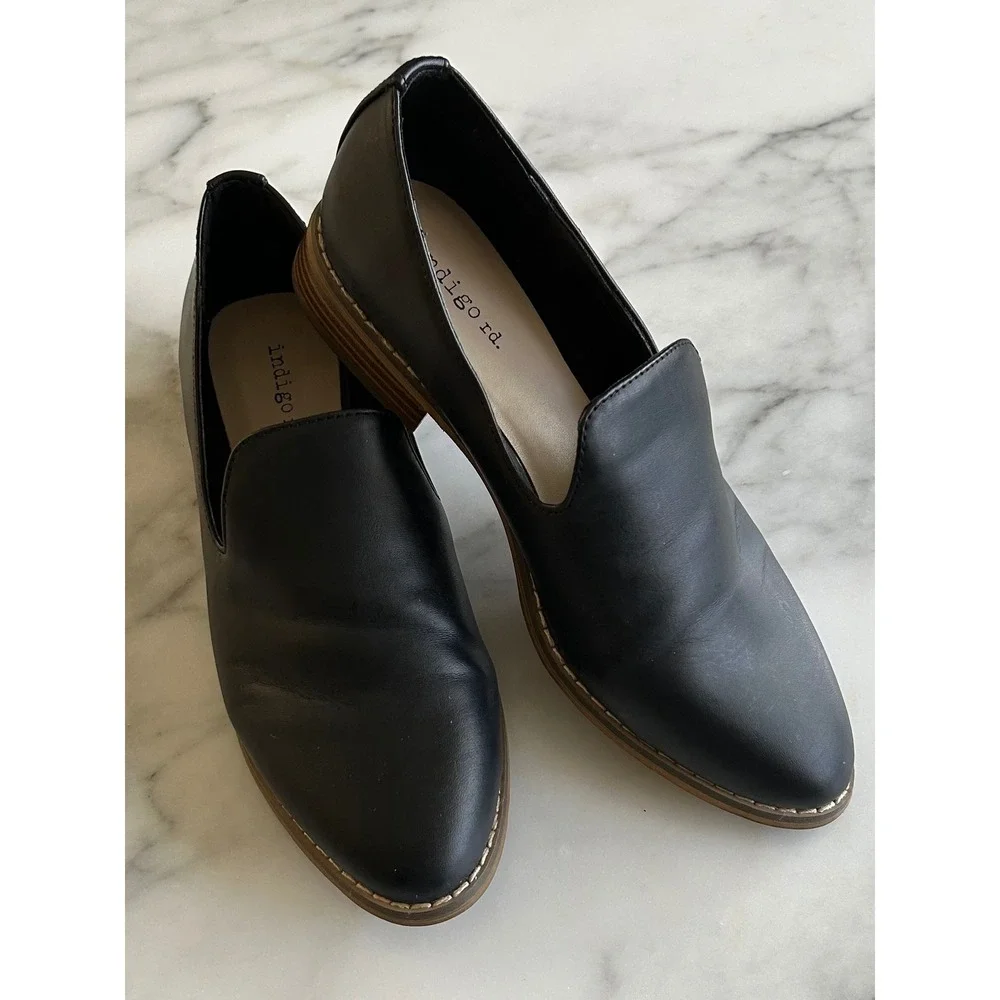Indigo Rd Womens Black Almond‎ Toe Slip On Loafers Size 7.5M Stacked Heel Shoes